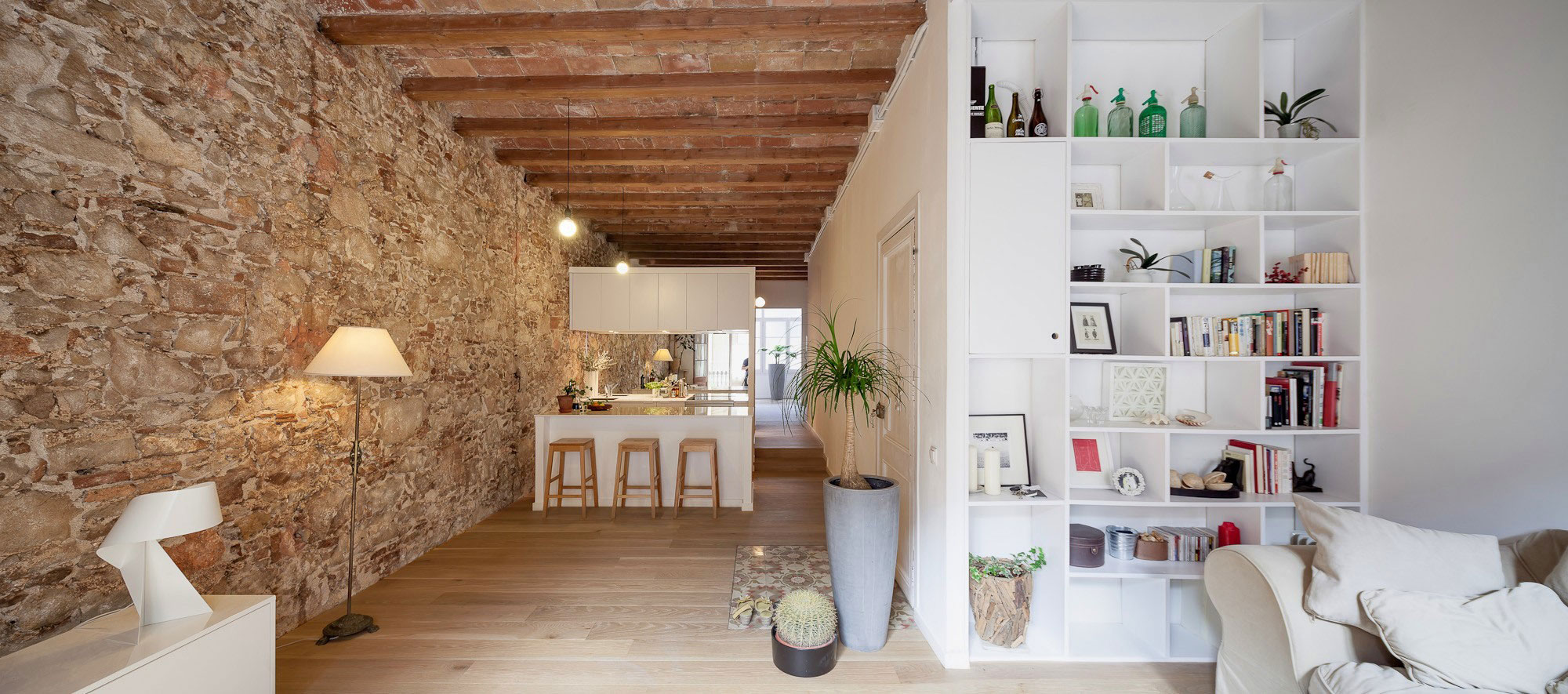 Renovation Apartment in Les Corts living room sofa